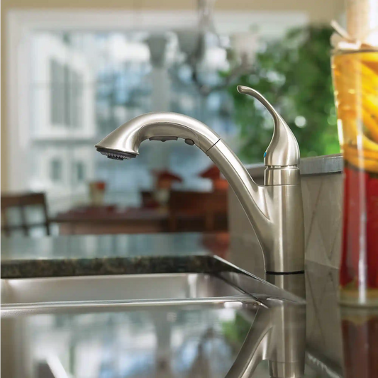 Camerist One-Handle Low Arc Pullout Kitchen Faucet